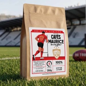 visuel publicitaire café XV de la Rade des Cafés Maurice au stade Mayol à Toulon généré par intelligence artificielle